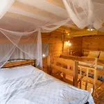 Chalet A Croce Alata